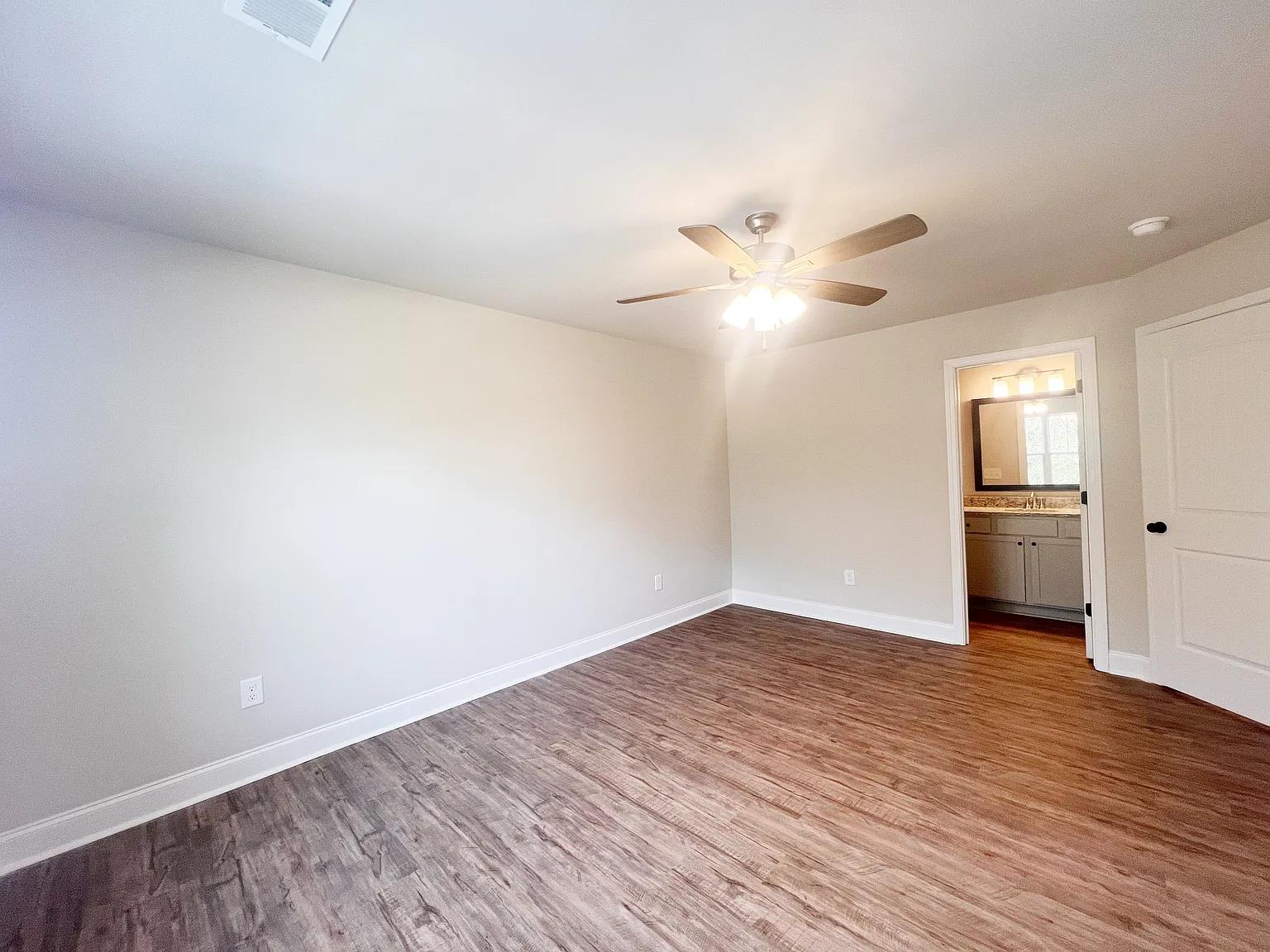 106 Keel Lane | Photo #17