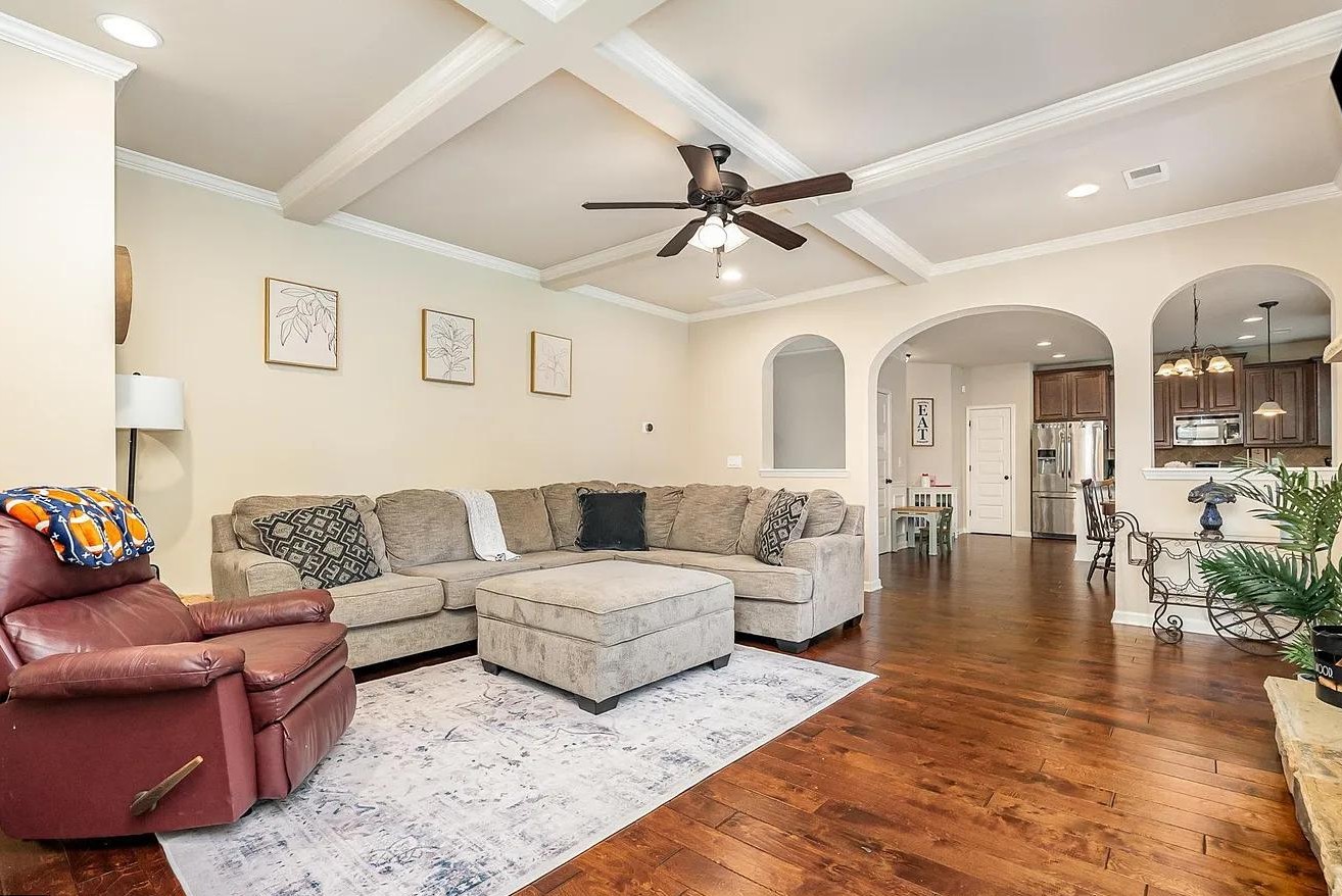 115 Border Avenue | Photo #10