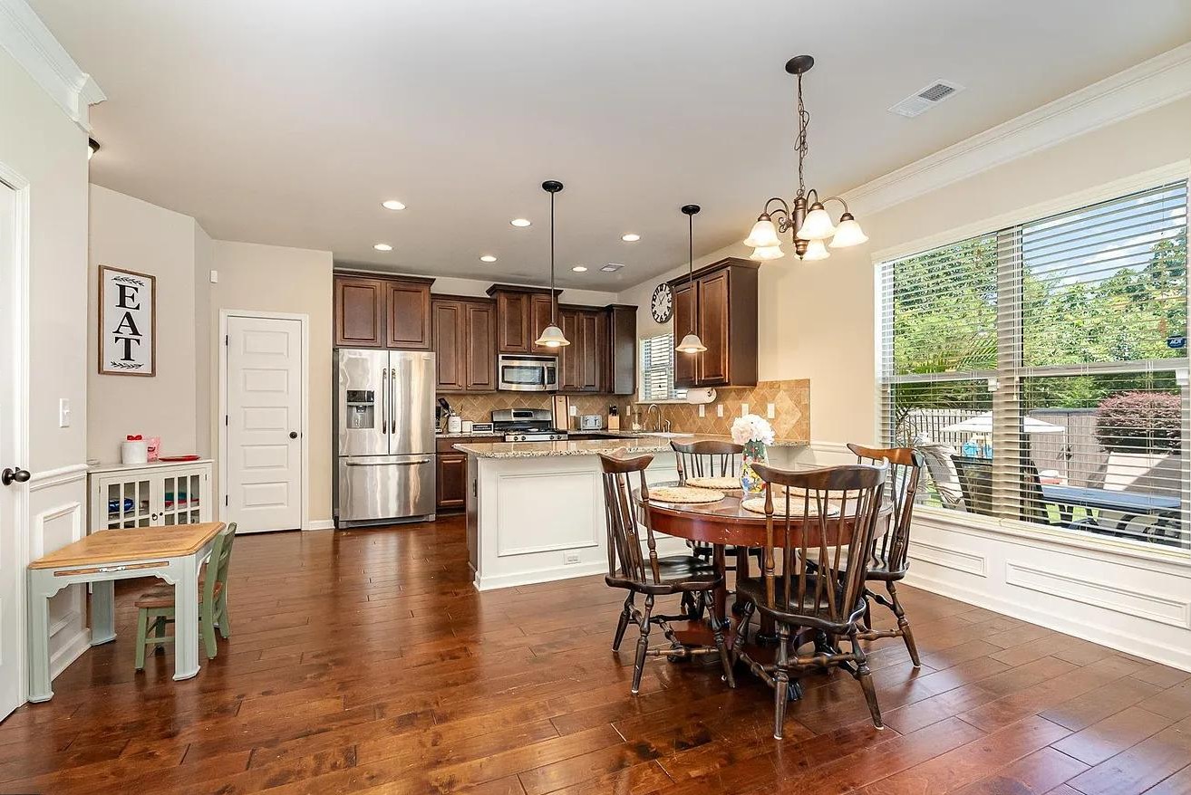 115 Border Avenue | Photo #13