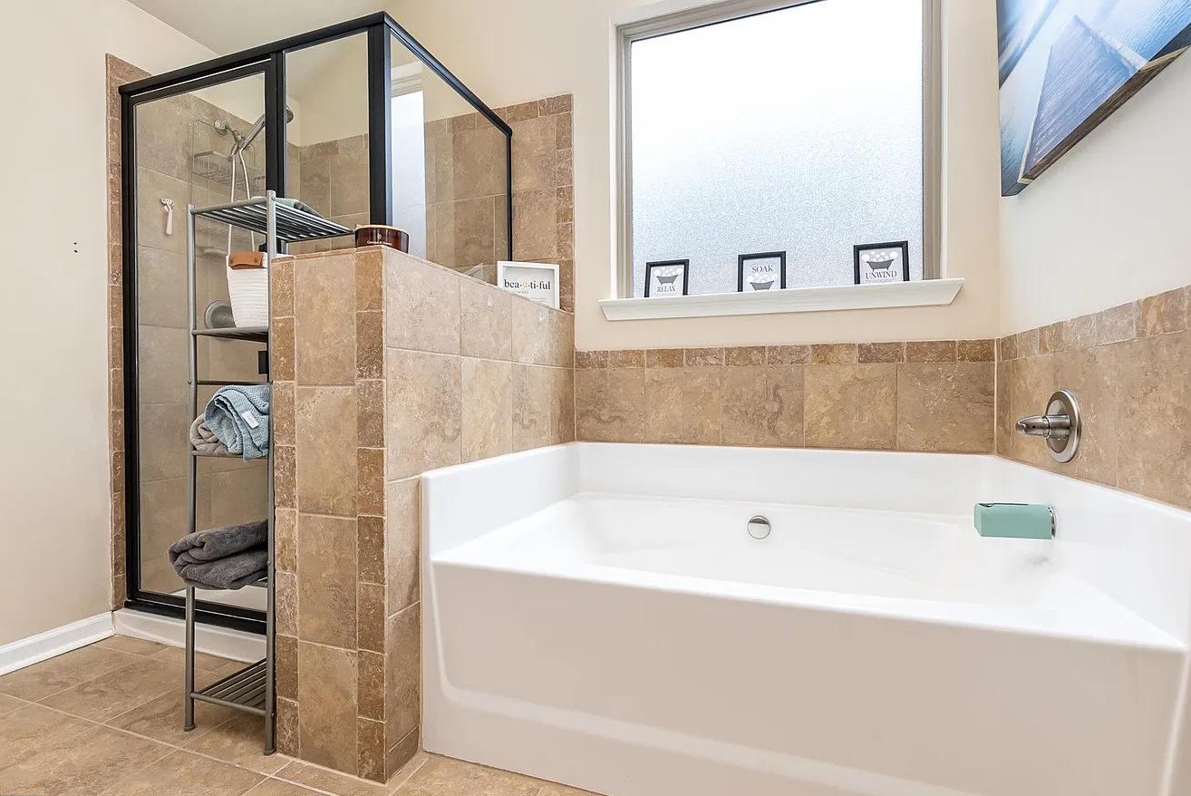 115 Border Avenue | Photo #22