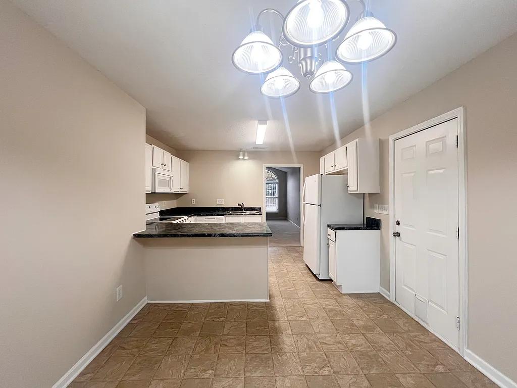 312 Golden Leaf Lane | Photo #11