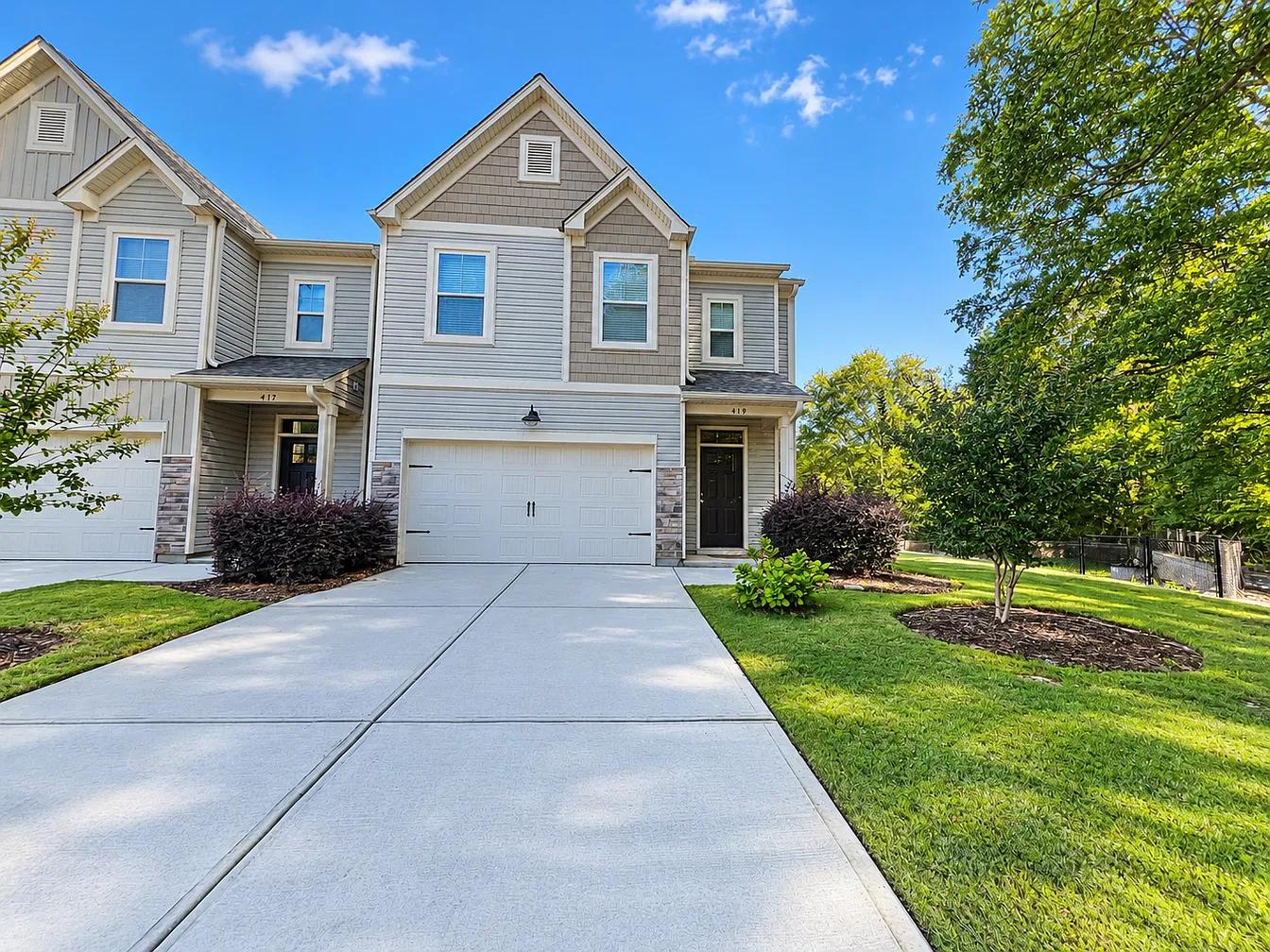 419 Cedar Bluff Way