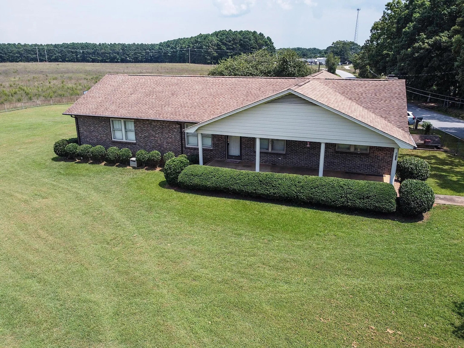 600 Garrison Road | Photo #2