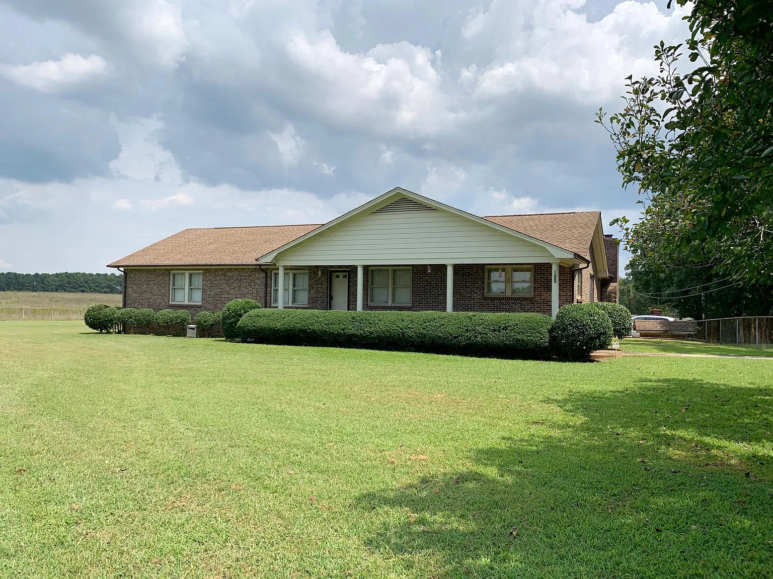 600 Garrison Road | Photo #3